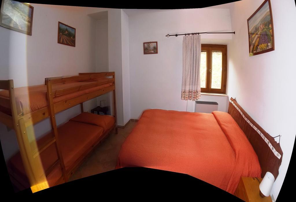 Agriturismo Le Forre Del Treja Civita Castellana Ruang foto