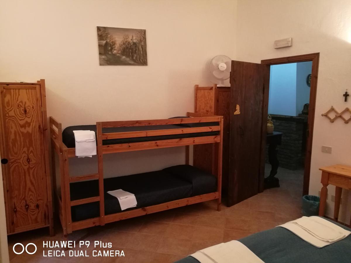 Agriturismo Le Forre Del Treja Civita Castellana Bagian luar foto